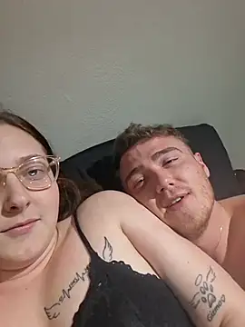 BIG-WHITE-DICK-2001 webcam