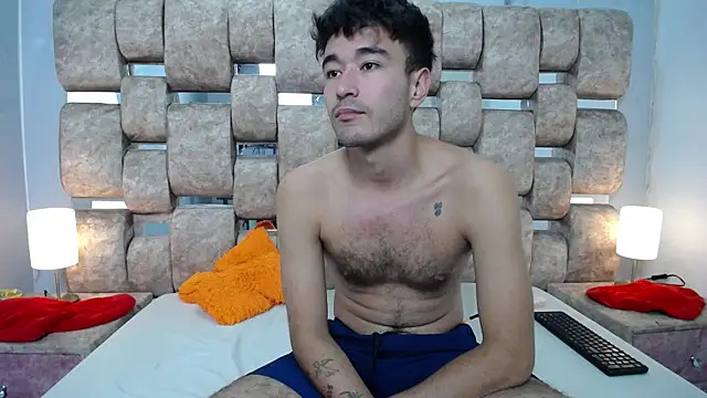 KathyAiden webcam