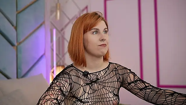 GingerPinky webcam