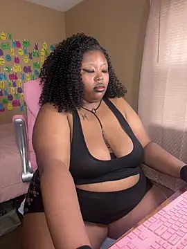 Chocolatebunnyxx96 webcam