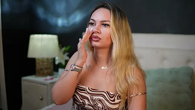 DaliaParis webcam