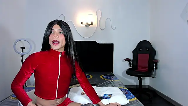 Elena_and_Julian webcam