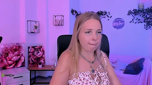 olivia_kit webcam