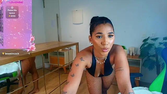 Karen_winslet live cam on StripChat