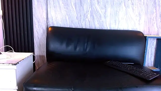 Brandon_Mark_ live cam on StripChat