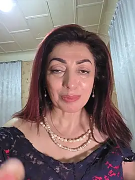 CharlotteSiren live cam on StripChat