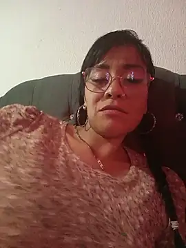 milly_hotty webcam