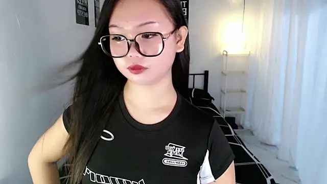 Vivorey_Leighn webcam