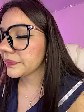 Zoe_Serrat webcam