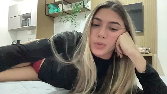 lailayourangel live cam on StripChat