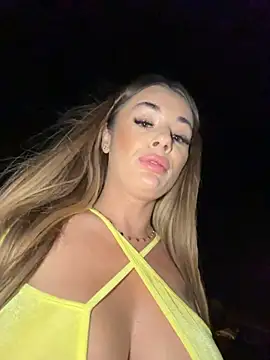 IsabellaEtthan's live cam