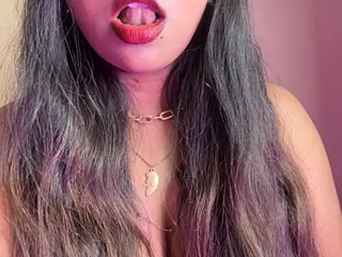 Its_cherry_magic webcam