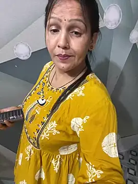 Anshika_Arya live cam