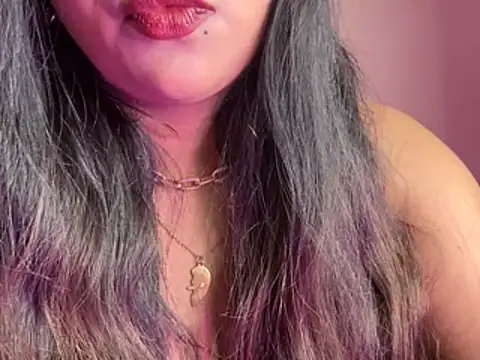 Its_cherry_magic webcam
