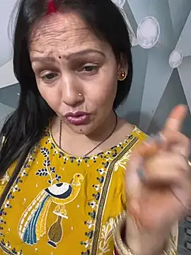 Anshika_Arya live cam