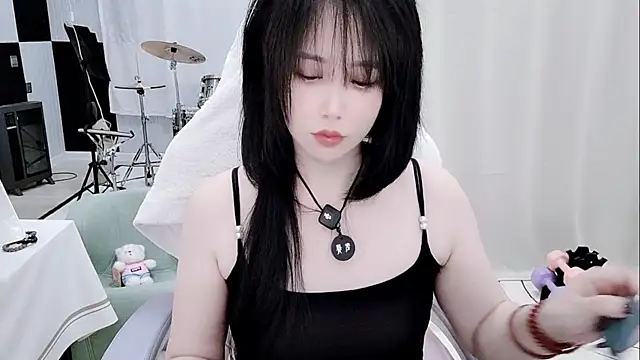 Evangelin-e live sex cam