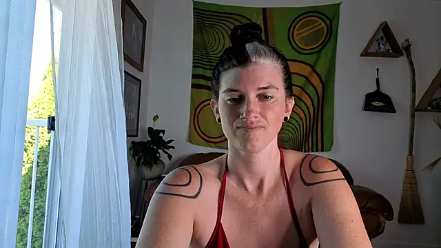 bruisedblossoms live sex cam