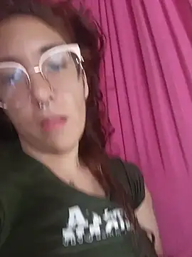 Melinerd live sex cam