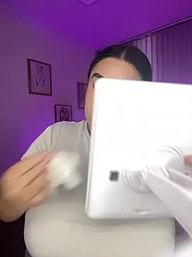 Zoey_thompson