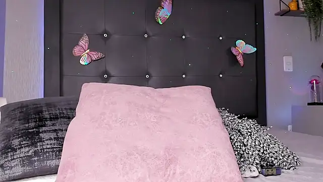 mia_gomez7 webcam