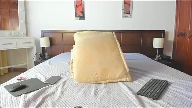 MiaMarin_hot webcam