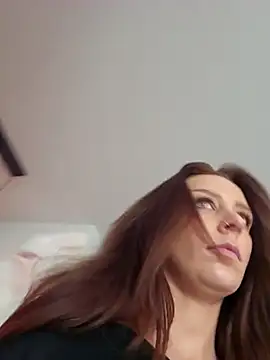 LilyOrion webcam