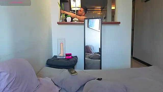 Matiashorney webcam