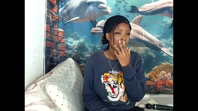 AfricanBarbiee69 webcam