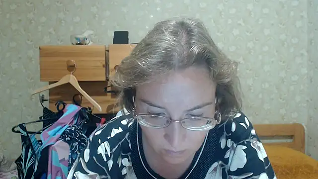 Smart_Rose live cam on StripChat