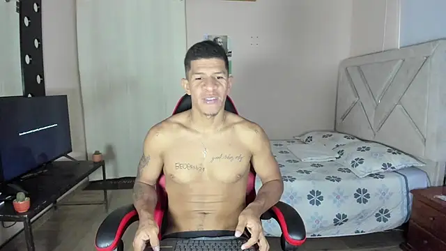 Toptony22 webcam