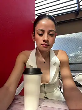 alana15 webcam
