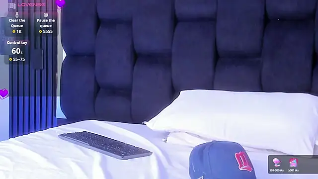 light_eyes_ webcam