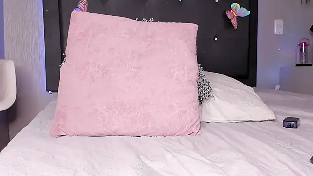 mia_gomez7 webcam