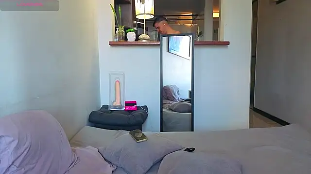 Matiashorney webcam
