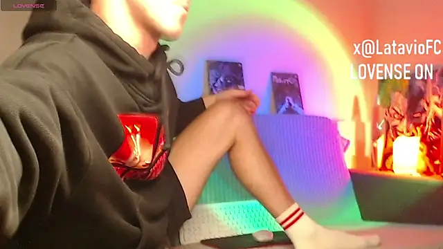Midnighter_ webcam