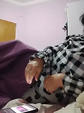 mariy522 live cam on StripChat