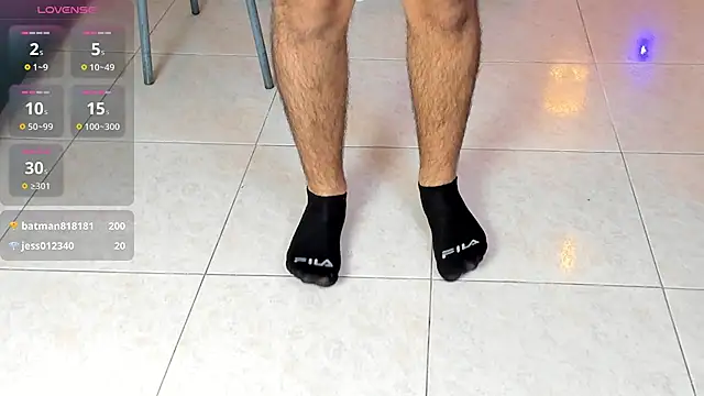 luciano_vitale live cam on StripChat