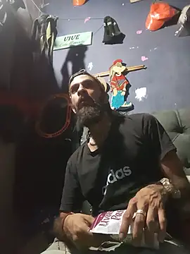 hairy_mannn webcam