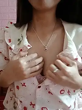 AmyLinee01 webcam