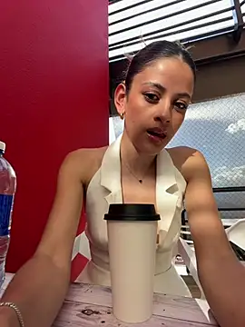 alana15 webcam