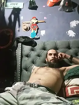 hairy_mannn webcam