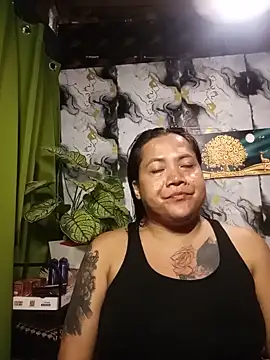 TabooSHOWgirl18 webcam