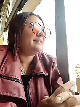 samm_curvy webcam