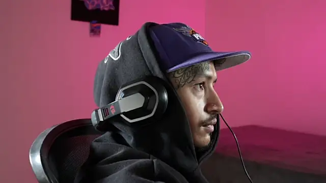 trieone webcam
