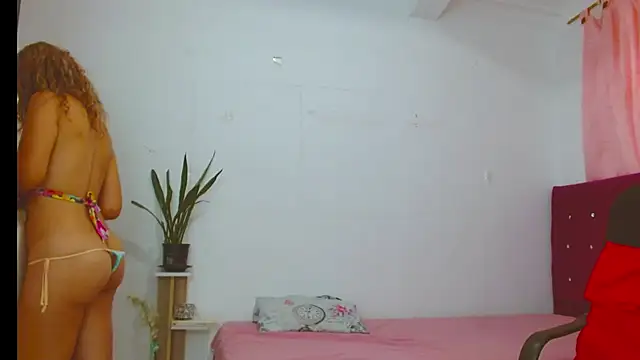 chantalsemenova1 webcam