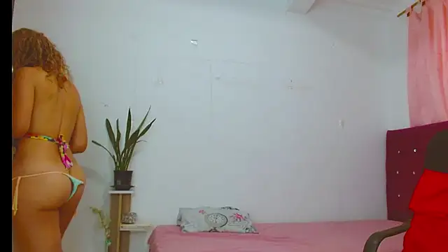 chantalsemenova1 webcam