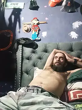 hairy_mannn webcam
