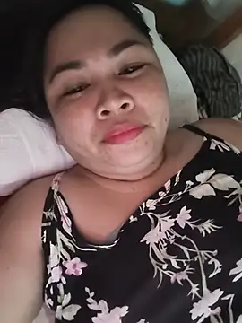 Sweetlorie_83 webcam