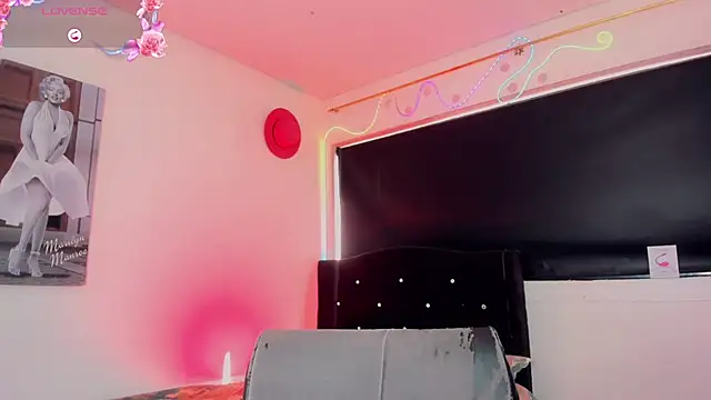 Kendall_hornyy webcam