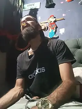 hairy_mannn webcam